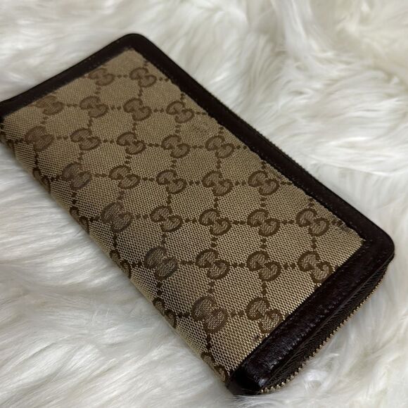 💯Authentic Gucci Zipped Long Wallet 🍀 - Picture 3 of 16